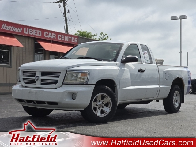 White 2011 RAM Dakota Automatic