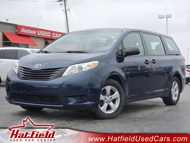 2011 Toyota Sienna LE V6 Auto Access Seat, 208535, Photo 1