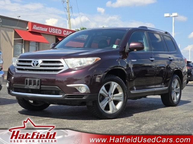 2019 Toyota RAV4 LE, 208874, Photo 1