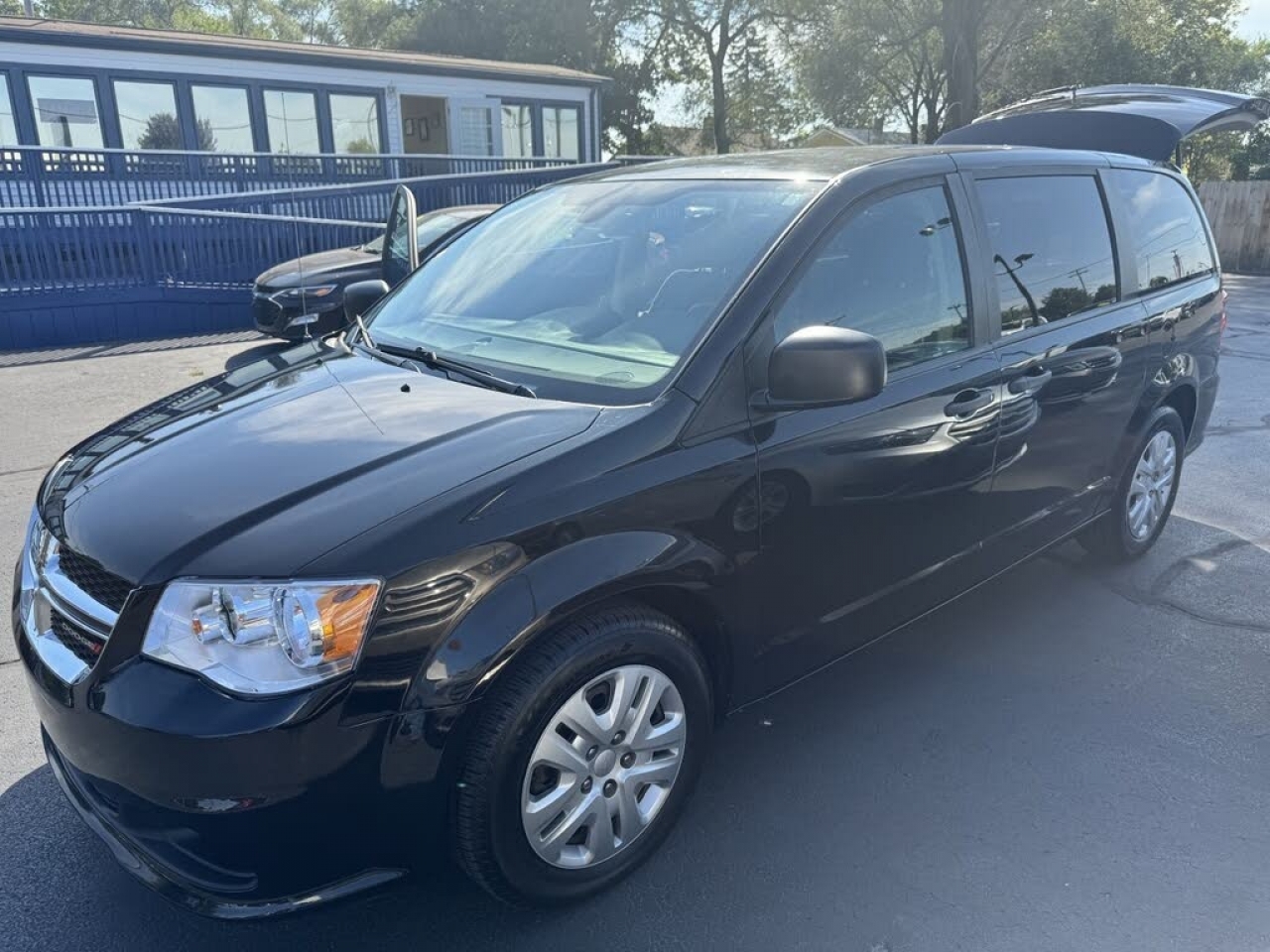 2019 Dodge Grand Caravan SE, 684652, Photo 1
